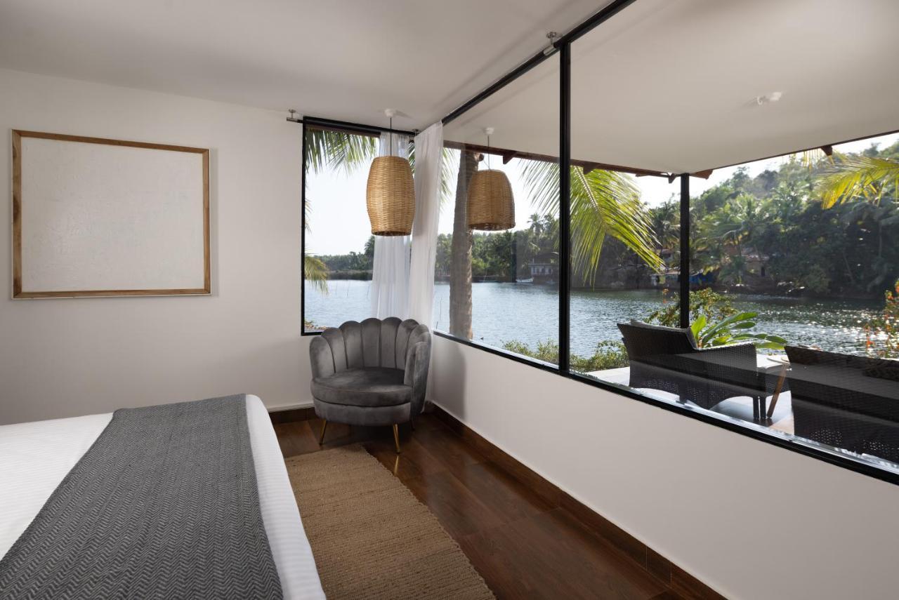 Pont Bleu Suites Riverside & Pool Canacona Extérieur photo