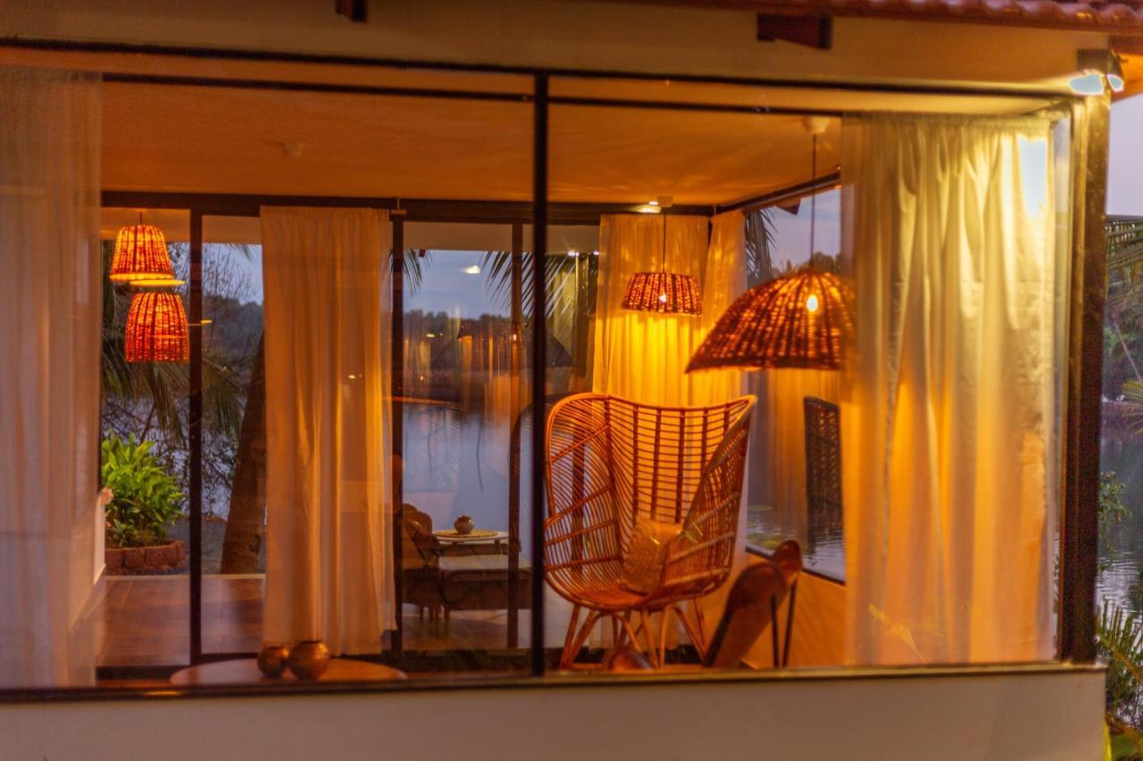 Pont Bleu Suites Riverside & Pool Canacona Extérieur photo